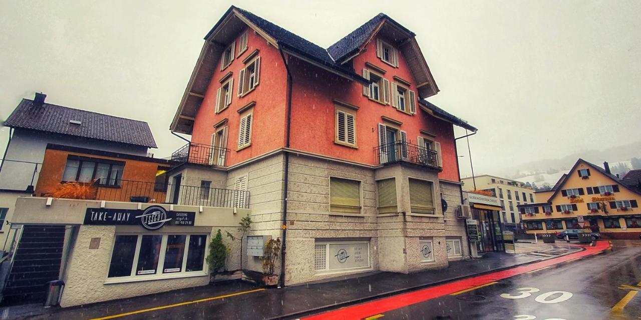 Sensi Living Station Daire Pfäffikon Dış mekan fotoğraf